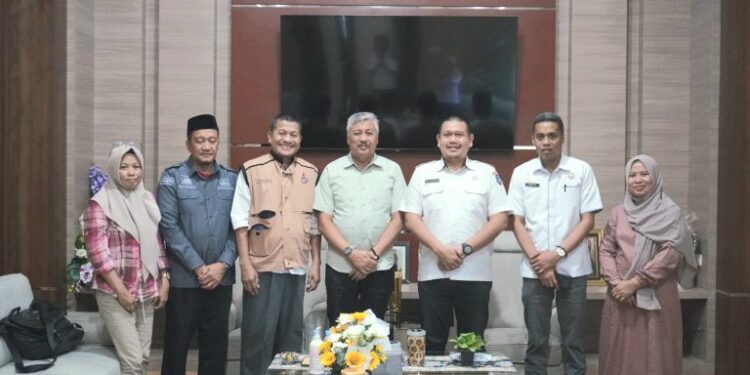 Bupati Pinrang Terima Kunjungan Tim Pendataan Penanganan Anak Tidak Bersekolah Bebasis Aksi Kolaborasi