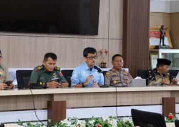 Sekda Pinrang Pimpin Rapat Koordinasi Rencana Pemberangkatan dan Pemulangan Calon Jamaah Haji
