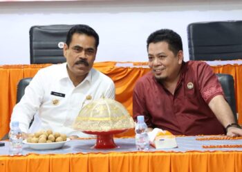 Pj.Bupati Ahmadi Akil Melakukan Silaturahmi ke KPU dan Bawaslu Kabupaten Pinrang