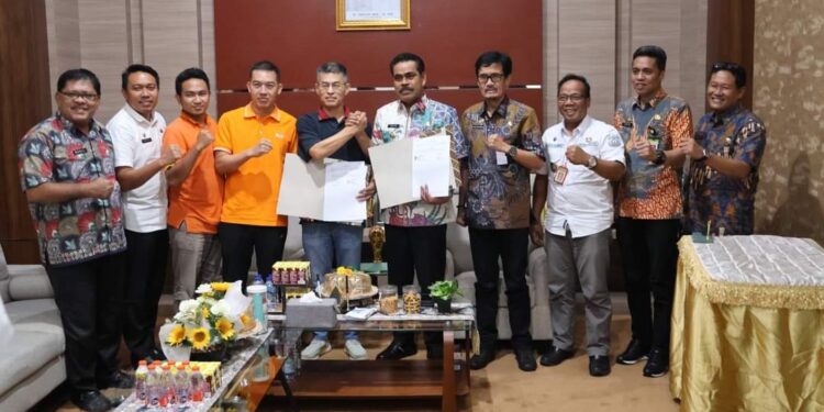 Pemkab Pinrang Jalin Kerjasama dengan PT BLG, Dalam Pengembangan Potensi Rumput Laut di Kabupaten Pinrang