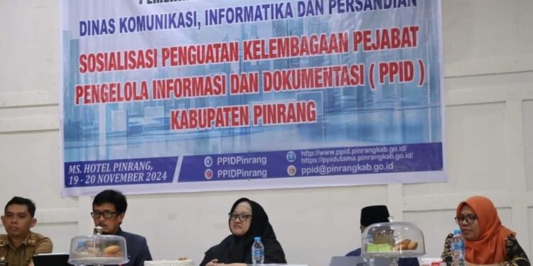 Sekda Pinrang Buka Kegiatan Sosialisasi PPID