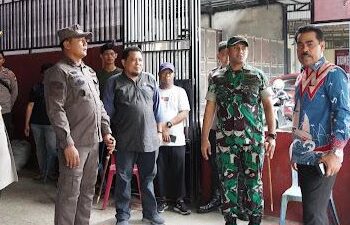 Bersama Forkopimda, Pj Bupati Pinrang Melepas Secara Resmi Logistil Pilkada Tahun 2024