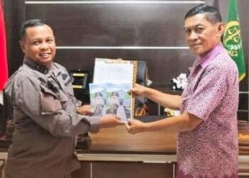Komentar Dosen UNM Atas Buku Biografi Padeli,SH.MHum Menjadi Literasi Mencerdaskan Anak Bangsa