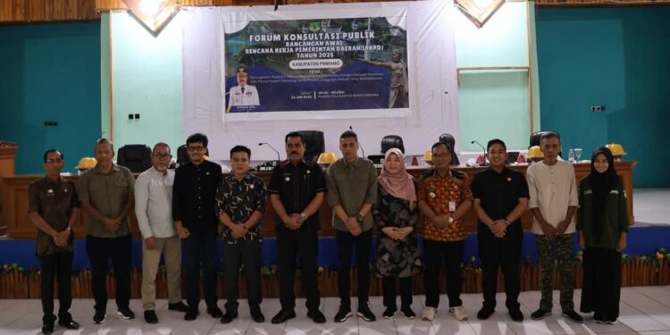 Pj Bupati Pinrang Membuka Kegiatan Forum Konsultasi Publik Rancangan Awal RKPD Tahun 2026