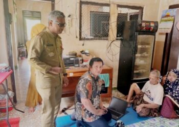 Andi Askari Hadiri Langsung Perekaman Bagi Masyarakat Yang Berkebutuhan Khusus di Keluranhan Benteng