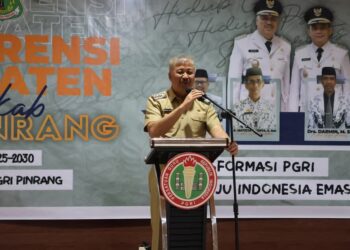 Andi Irwan Hamid Membuka Secara Resmi Kongerensi PGRI Kabupaten Pinrang
