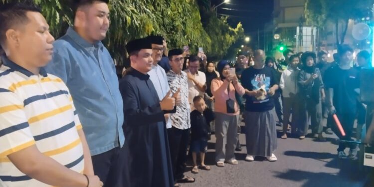 Sudirman Bungi Melepas Secara Resmi Pawai Patrol Didepan Rujab Bupati Dan Wakil Bupati Pinrang