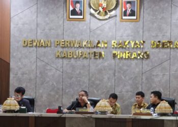 Sekda Pinrang Hadiri Rapat Paripurna DPRD Kabupaten Pinrang