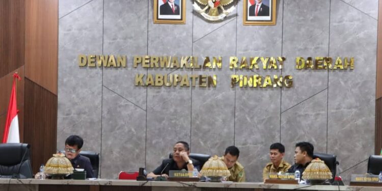 Sekda Pinrang Hadiri Rapat Paripurna DPRD Kabupaten Pinrang