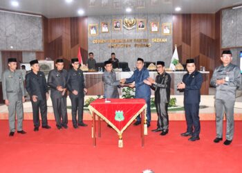 Rapat Paripurna DPRD Pinrang Mengesahkan Peraturan Daerah tentang Pembentukan Bapenda