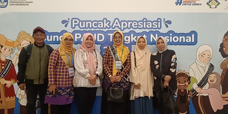 Ny. Sri Widiati A.Irwan, Hanghadiri Puncak Apresiasi Bunda PAUD Tingkat Nasional
