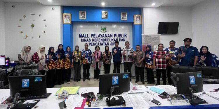 Disdukcapil Pinrang Terima Kunjungan Tim Penilai Nasional Dari Kemempan RB RI