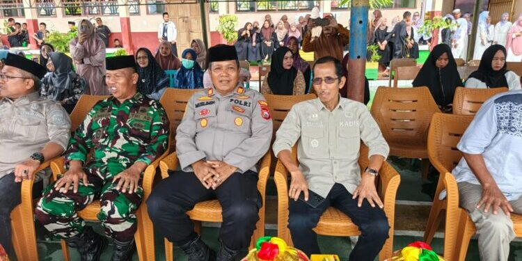 Kadis Pendidikan dan Kebudayaan Pinrang Hadiri Maulid di UPT SMPN 1 Duampanua