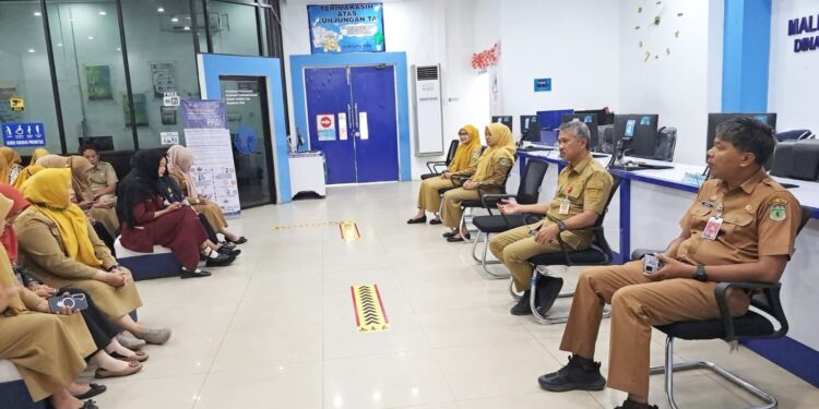 Andi Askari: Ketersediaan Blanko KTP-el Adalah komitmen Pemerintah Dalam Memberikan Pelayanan Terbaik Kepada masyarakat Pinrang