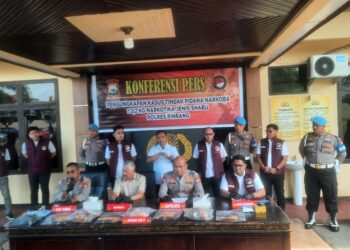 SatresNarkoba Berhasil Mengungkap Peredaran Narkotika Jenis  Shabu Seberat 3,2 Koligram di Wilayah Hukum Polres Pinrang