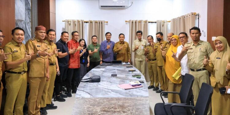 Wakil Bupati Pinrang Sambut Rencana PT V-Green Global Bangun Charging Station Kendaraan Listrik