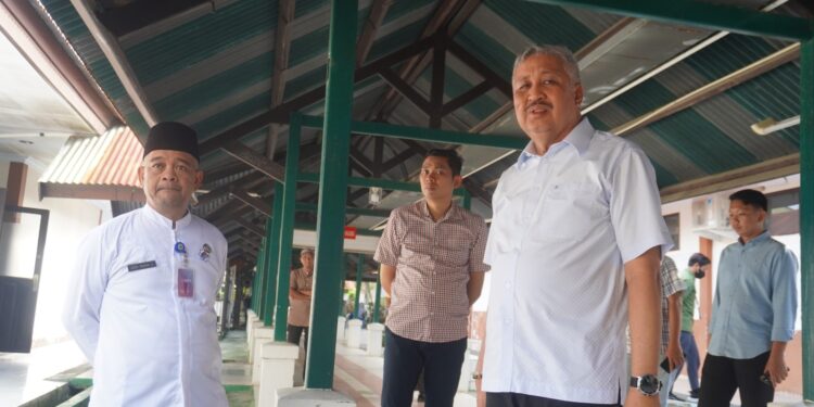 Bupati H. A. Irwan Hamid Tinjau RSUD Lasinrang, Tegaskan Komitmen Tingkatkan Pelayanan dan Cegah Genangan Air