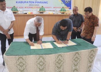 Bupati Irwan Hamid Resmikan Kerja sama Al Drone Demi Efisiensi Pertanian Pinrang