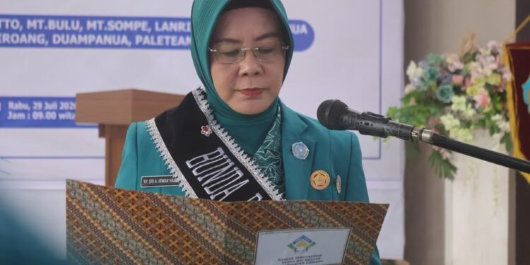 Perkuat Fondasi Keluarga 10 Ketua Tp PKK Kecamatan di Pinrang Resmi Dilantik